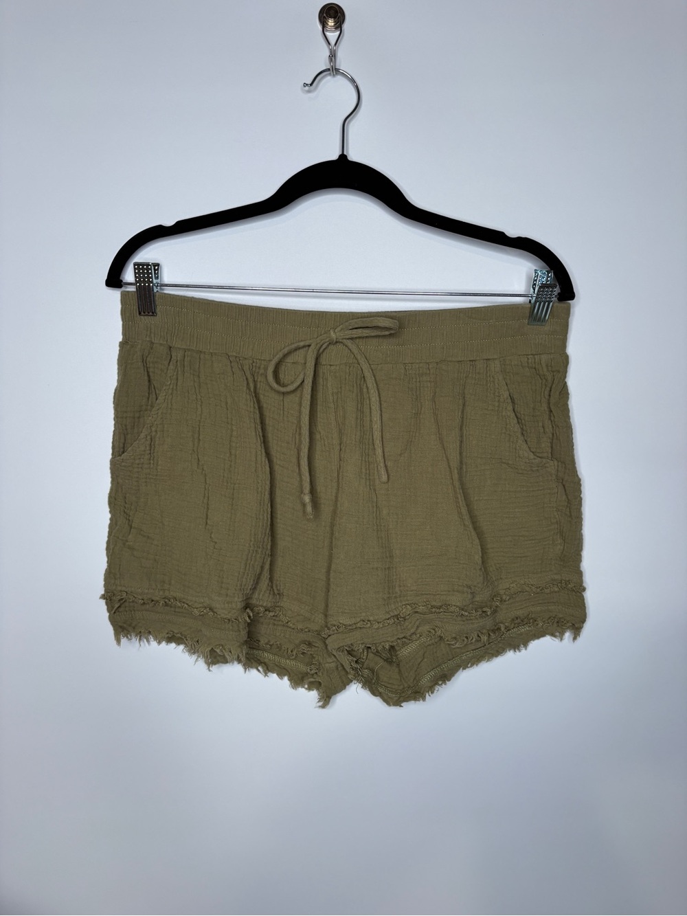 Umgee Green Gauzy Cotton Shorts Size Large Raw Double Row Hem Drawstring Tie